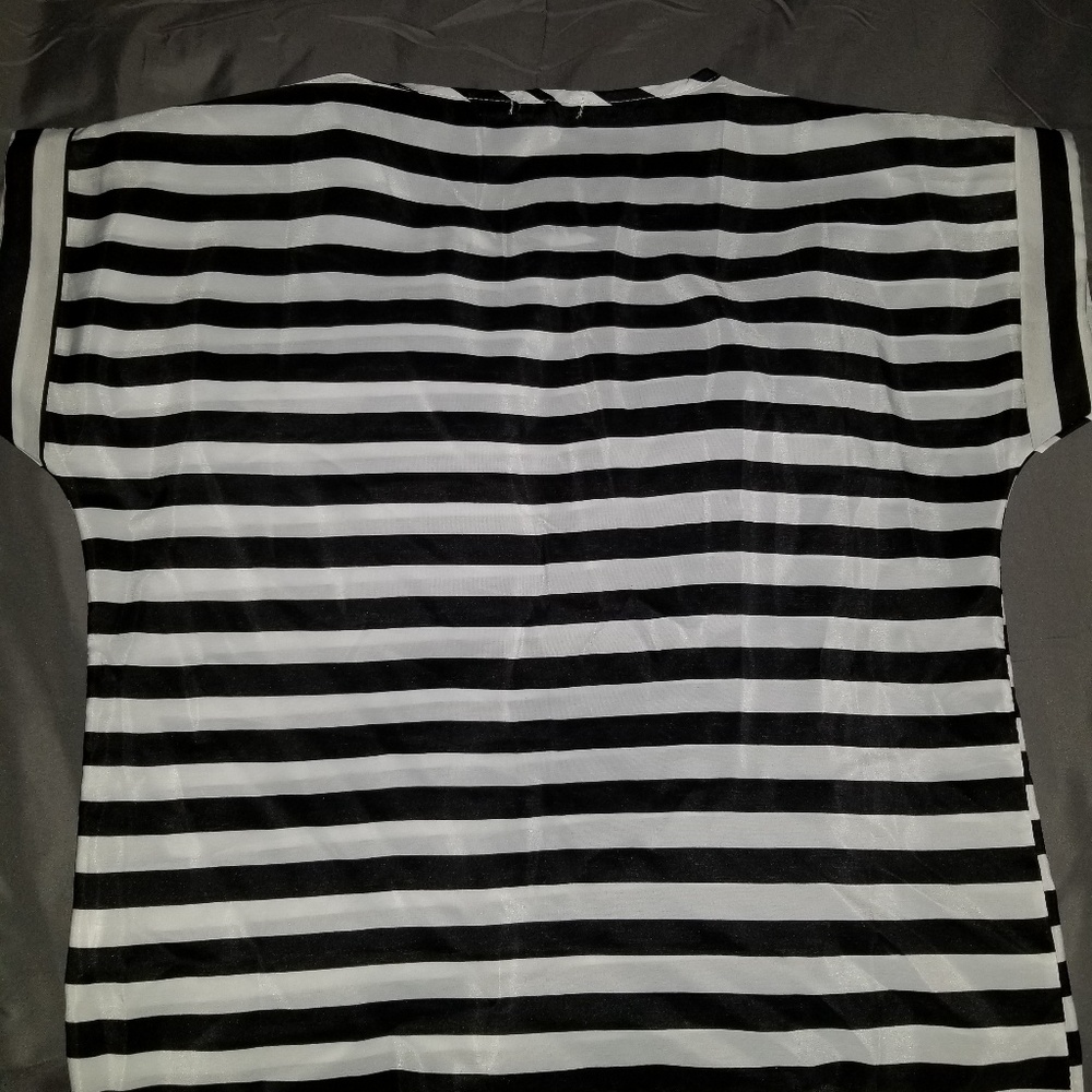 Blouse - Picture 2 of 4